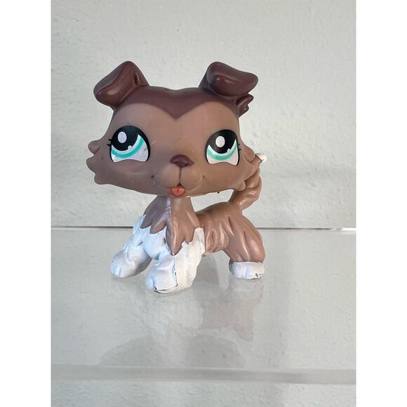 Littlest Pet Shop LPS Barnyard Pets Collie Aqua Blue Eyes #1330 with Tractor - Picture 2 of 8